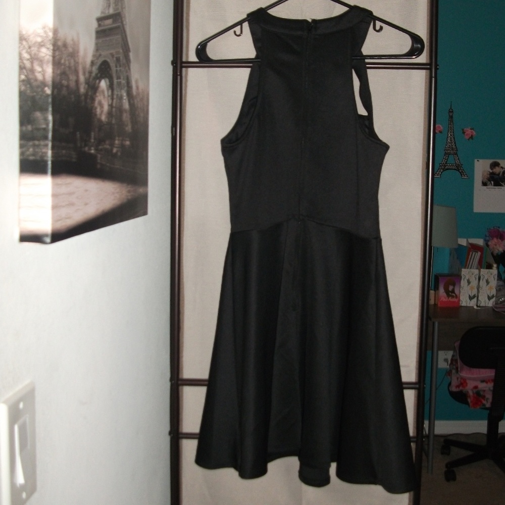 Black Cut Out Skater Dress Size: M - Picture 2 of 3